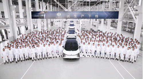 中國智造新標桿 超級工廠引領無人駕駛汽車自動下線，融合賓利保時捷工藝鑄就技術開發新高度